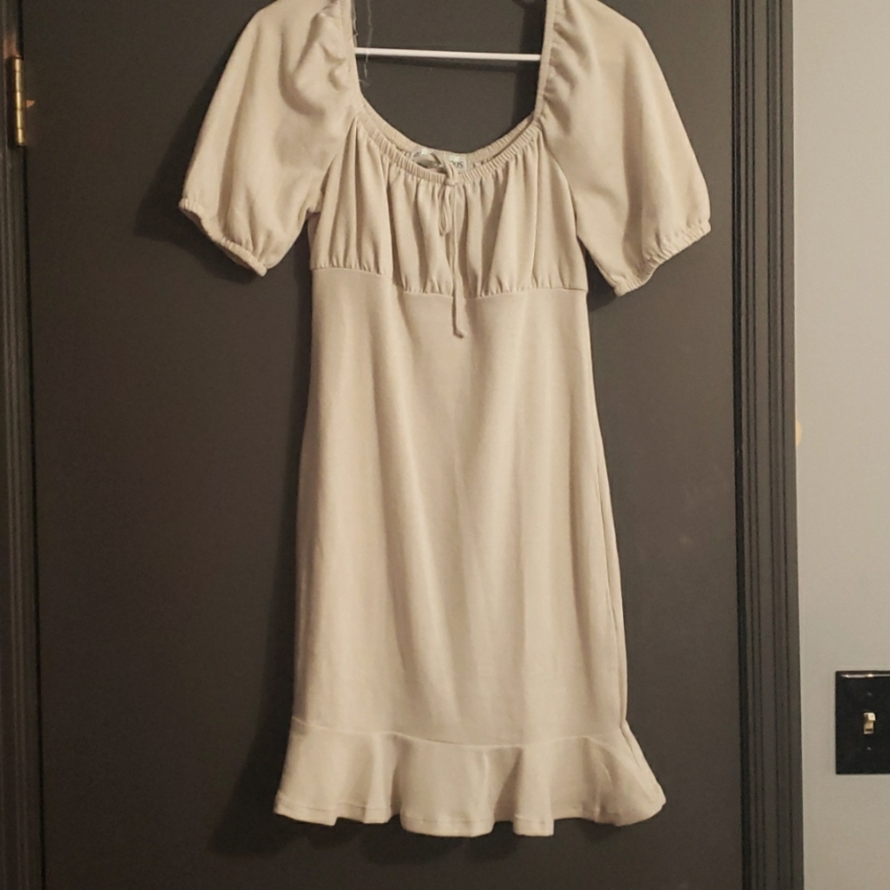 "Almost Famous" Large Cream Dress